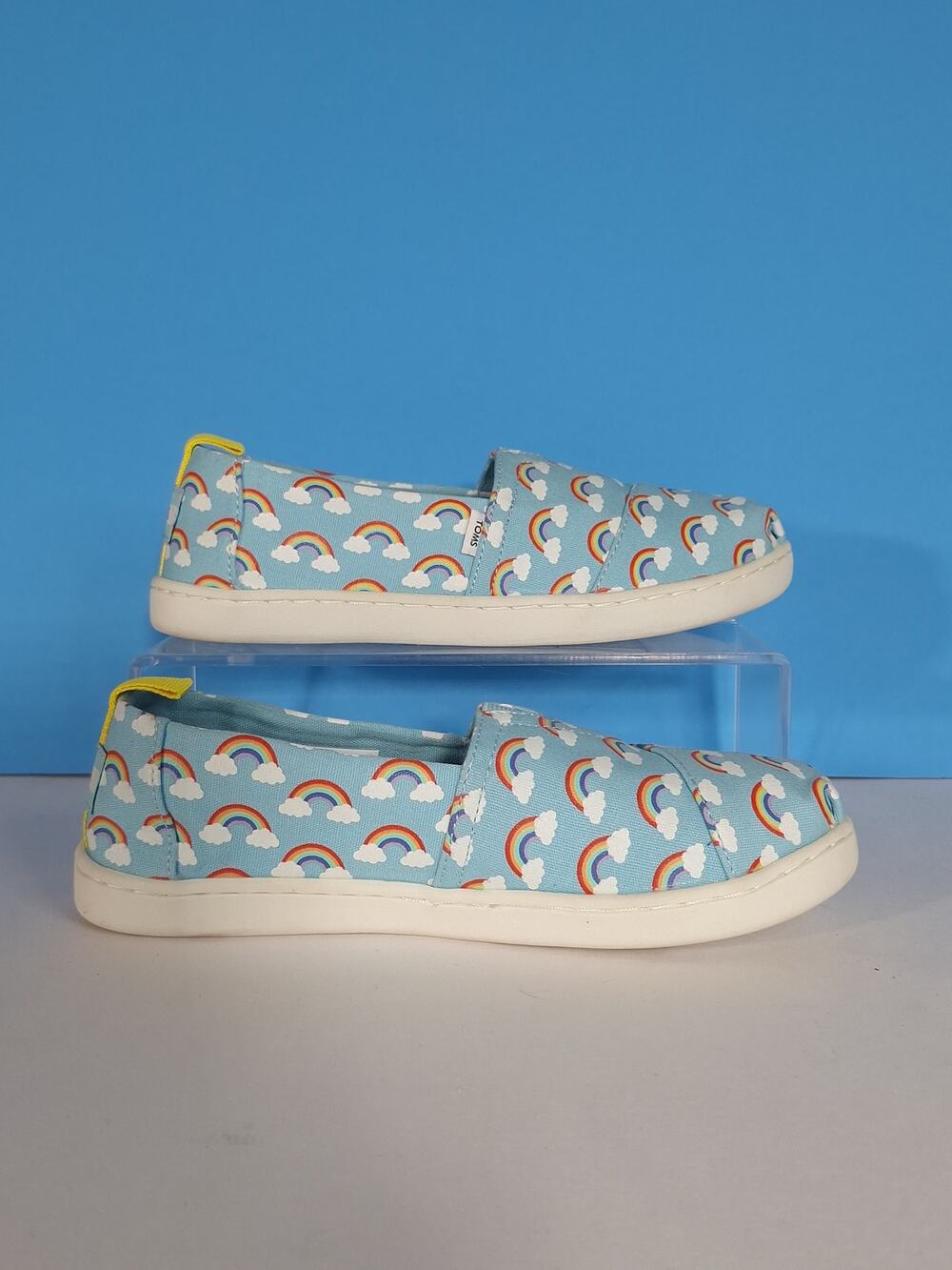 TOMS Kids Rainbow Slip-On Shoes Sz Y2 Light Blue Canvas Alpargata School & Play
